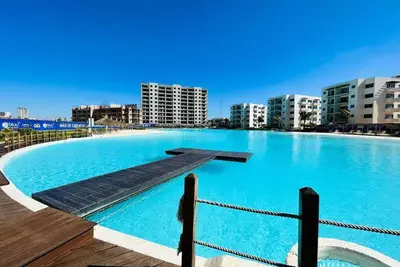 Beach type pool, 10 min from the beach by Gpsrentas
