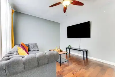 Image de 5 Mi to Dtwn: Home w/ Fenced Yard in Jacksonville