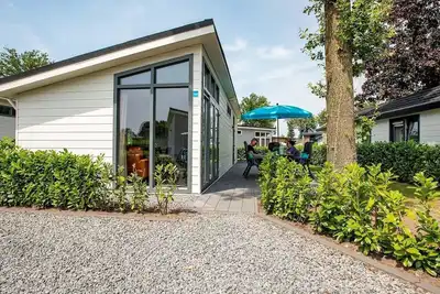Image de ✓ Rialto at Recreatiepark het Esmeer ✓ Holiday home for 6 persons ✓ Located in Aalst (Gelderland) ✓ Waterside holiday home ✓ Book directly through the park