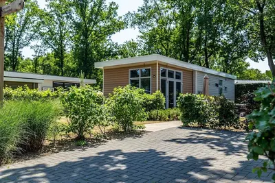 Image de âś“ Lodge at Recreatiepark Beekbergen âś“ Holiday home for 4 persons âś“ Located in Beekbergen (Gelderland) âś“ Holiday park on the Veluwe âś“ Book directly through the park