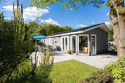 Image de ✓ Ferox at Recreatiepark Beekbergen ✓ Holiday home for 5 persons ✓ Located in Beekbergen (Gelderland) ✓ Holiday park on the Veluwe ✓ Book directly through the park
