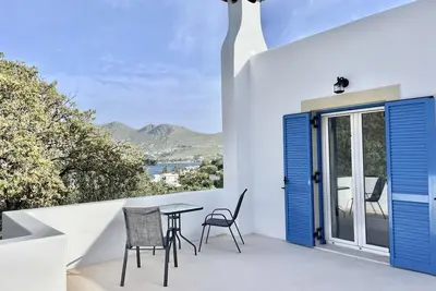 Image de Large Greek Villa in Krithoni 5 minutes from beach and Agia Marina