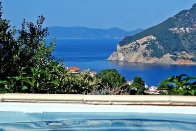 Image de Romantic Pergamonto Cottage with private Pool & SeaView