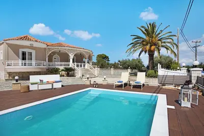 Image de Villa \"Chrysoula\" avec vue sur les montagnes, piscine privée et Wi-Fi