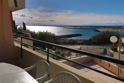 Image de Beau 3p en bord de mer avec piscine et box privatif