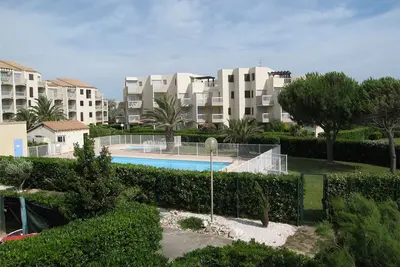 Image de Saint-Cyprien: T2 cabine rénové 6 pers, piscine, parking, à 100m de la plage