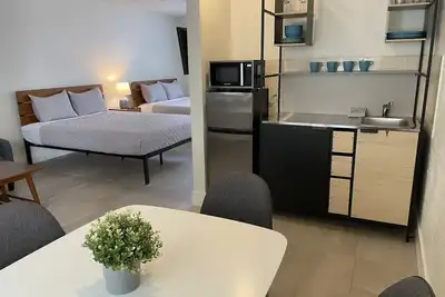 4 · Surf n Sand Studio Apartment by the Water 4