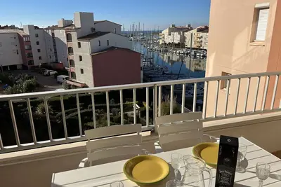 Image de T2 cabine 6 pers, lave-linge, parking, 100m plage, animaux Ok