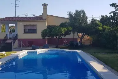 Image de Villa avec Piscine Privée, Proche de la Plage à L'Ametlla de Mar - Idéale pour Familles et Amis