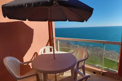 Image de Studio cabine avec terrasse et vue mer à Sète, parking privé
