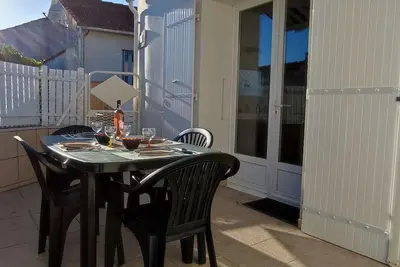 Image de Maison cosy au centre de La Brée-les-Bains avec 4 couchages, proche plage, WiFi gratuit
