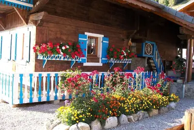Image de 1/2 chalet - Sous le Pont B
