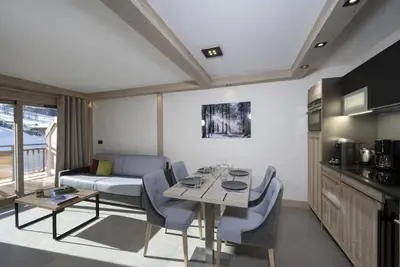 Image de Wifi, 100m du centre station, vue dégagée, remise en forme, piscine, terrasse, balcon, parking