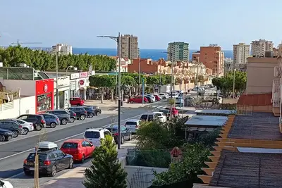 Image de Detached house 2 floors central and 3 min from the beach
