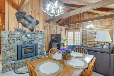 Image de Murphy Cabin w/ Views < 1 Mi to Hiwassee Lake!