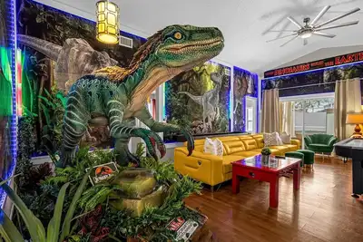 Image de 1st Animatronic Dinosaur Villa