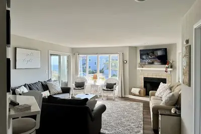 Image de Newly Renovated Sound Side Condo in Duck!