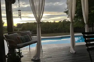 Image de Private Pool, 1st Floor Bedroom, Hershey Park, Ski Roundtop, Yellow Breeches.