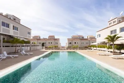 Image de Duplex de 3 chambres face à l'océan à bassin