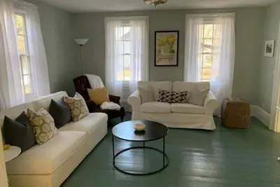Image de Historic Stunner in Heart of Village