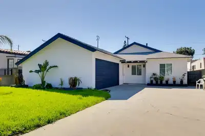 Image de Pico Rivera Home w\/ Patio ~ 20 Mi to Disney!