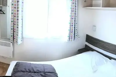 Image de Mobil-Home Comfort 27m2 - 2 Schlafzimmer (Ozean-Typ oder Trigano) 4 Personen