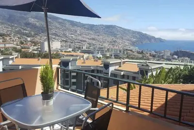 Image de Breathtaking ocean & city view house - Funchal