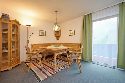 Image de Fewo Nr. 1 Spatz 2 bis 3 Personen, 60 qm, 1-2 Schlafzimmer, 1-2 Du/wc, 2 Balkon, Wlan, 1. Stock