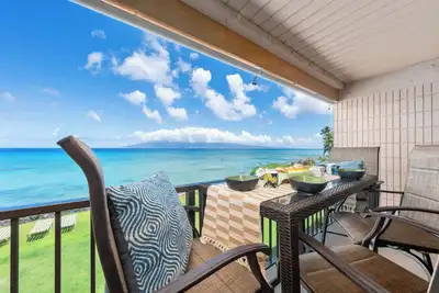 Image de Ka 213 Oceanfront 1bd Condo w Lanai Ac Pool and Sunset Views Near Beaches