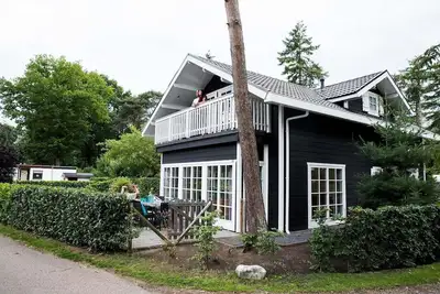Image de ✓ Finnish villa at Bospark Ede ✓ Holiday home for 10 persons ✓ Located in Ede (Gelderland) ✓ Holiday park on the Veluwe ✓ Book directly through the park