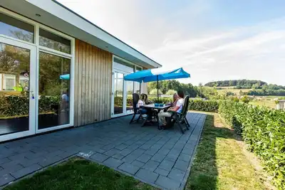 Image de ✓ Module at Residence Valkenburg ✓ Holiday home for 6 persons ✓ Located in Valkenburg (Schin op Geul) ✓ Holiday resort in South Limburg, near Maastricht ✓ Book directly at the resort