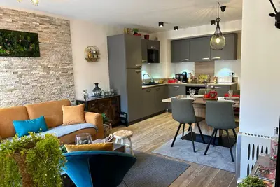 Image de Moderne appartement 4 pers avec balcon sud, parking et WiFi - Ă 200m des pistes et navette