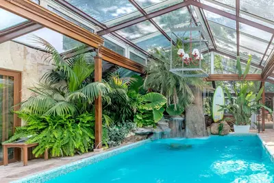 Image de 5 Suite Madrid Villa de Luxe avec Oasis, Piscine, Spa, Gym, Club et Conciergerie