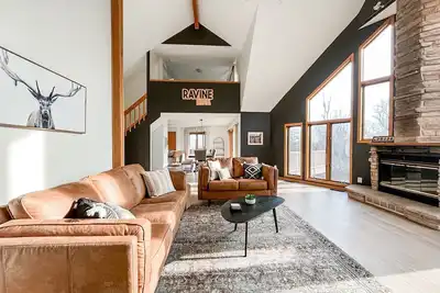 Image de Galena Getaway Retreat | 3bd/3ba | Hot Tub + Games