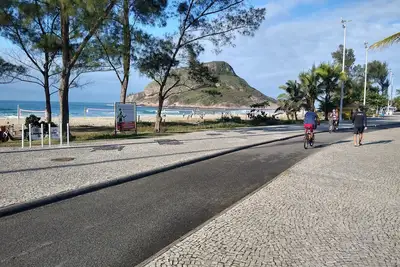 Image de Facing the sea! Foot in the sand. Excellent 2 Bedrooms