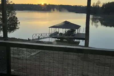 Image de Lake front property with amazing views of Lewis Smith Lake