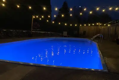 Image de Tacomas only heated pool! !