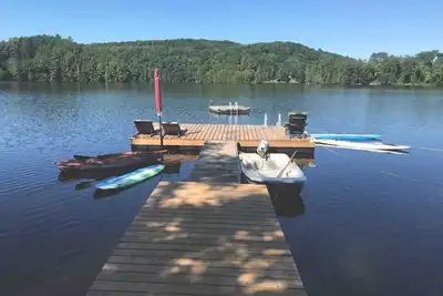 Image de Welcome to beautiful Sunset Point waterfront cottage!