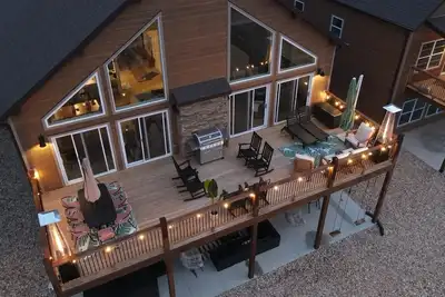 Image de Sunnyside Haven- 7br- Sleeps 22! Close to Silver Dollar City & Dogwood Canyon!