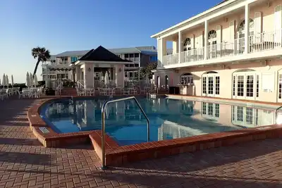 Image de Sea Oaks Beach and Tennis Club 2 Br. Garden level Condo