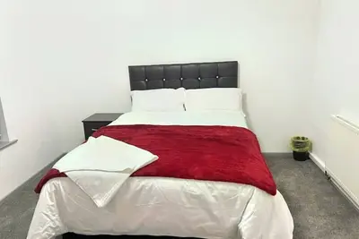 Image de Lovely 3 Bedroom Apartment Near Qe Hospital Harborne Birmingham