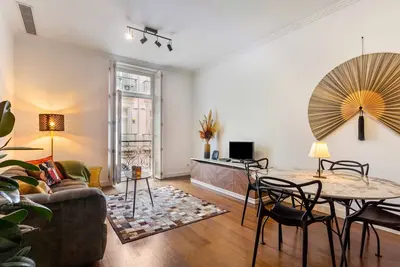 Image de Amazing 2 bedroom, 2 bathrooms apartment in the heart Lisbon Chiado city center
