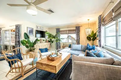 Image de Welcome to Casa Covella in Polynesian Gardens