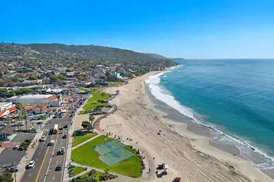 Image de Heated pool, easy beach access, walk to everything. #45