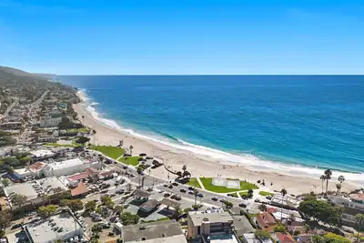 Image de Explore and Experience Laguna Beach heated pool 58
