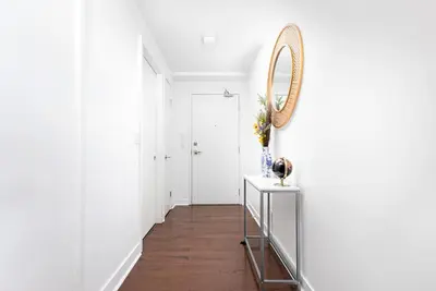 Image de Downtown Toronto 2 bedrooms with parking