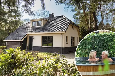 Image de ✓ Boshoeve at Landgoed de Scheleberg ✓ Villa for 10 persons ✓ Situated in Lunteren (Gelderland) ✓ Holiday park at the Veluwe ✓ Book directly at the park