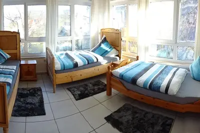 Image de 80sqm two-room apartment - Wipfelder Montuerzimmer
