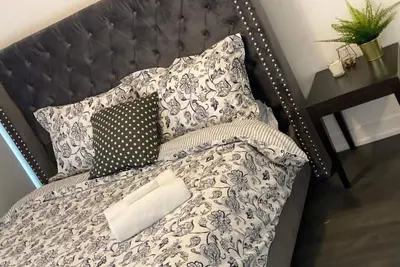 Image de Fully Furnished spacious condo unit