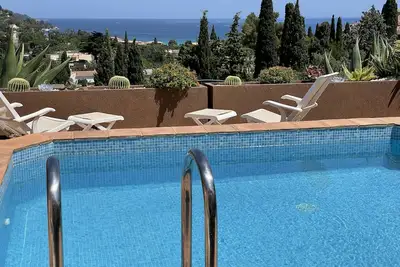 Image de Mas lou Bèu     plage de Saint Clair  Le Lavandou